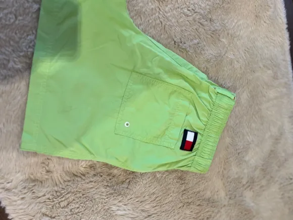 Tommy Hilfiger Herren Badeshorts Größe S Neongrün