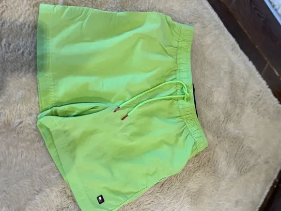 Tommy Hilfiger Herren Badeshorts Größe S Neongrün