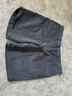 Tommy Hilfiger Herren Shorts Brooklyn Short schwarz Gr. 34 Chino