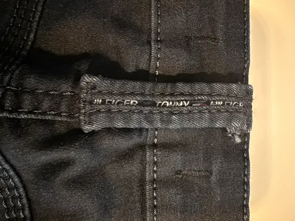 Tommy Hilfiger Jeans – Dunkelblau– Top Zustand