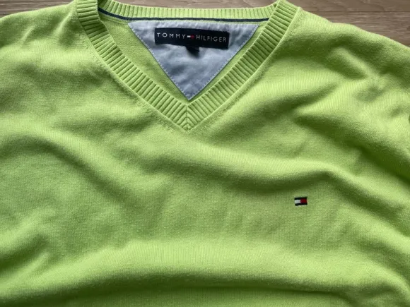 Tommy Hilfiger Knit Sweater Lime Green – Y2K / Vintage V-Neck