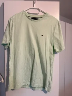 Tommy Hilfiger T Shirt,S