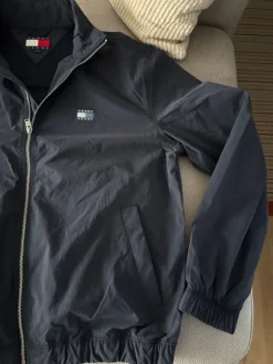 Tommy Jeans Blouson, Gr. L, wie Neu, dunkelblau