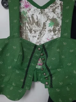 Tracht 44