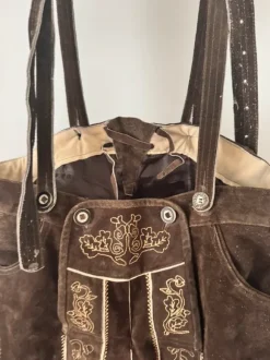 Tracht von Moser trachten in Augsburg