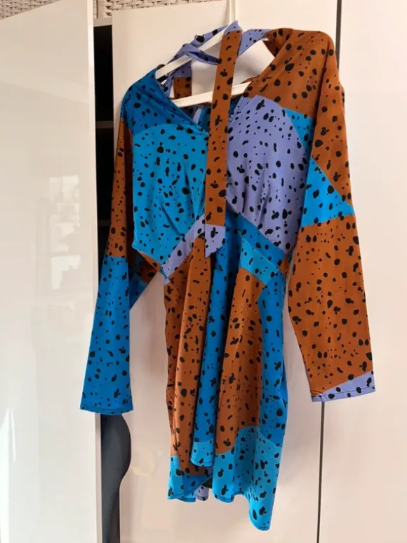 Twist Kleid