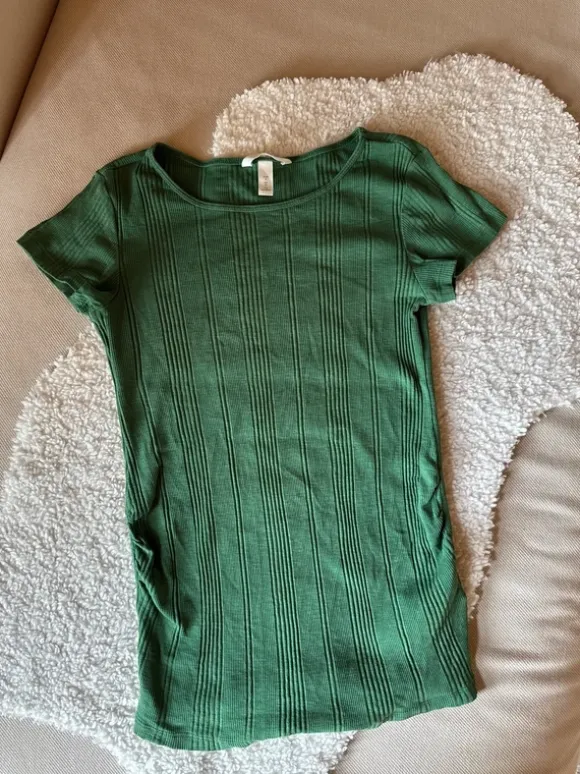 Umstandsmode T-Shirt Grün gerippt
