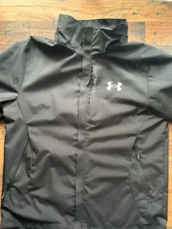 Under Armour Regen / Übergangsjacke Gr.L