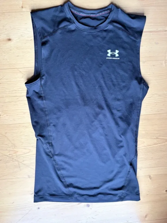 Under Armour Set in Schwarz