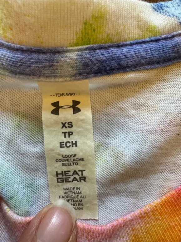 Under Armour Shirt bunt