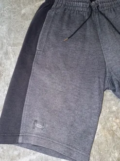 Under Armour Shorts – Grau/Schwarz – Größe S