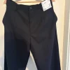 Uniqlo - Bundfaltenhose (Wide Fit, Jersey Velours)