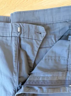 Uniqlo Herren Shorts Gr. M dunkelgrau