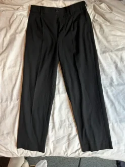 [Uniqlo] NEW Pleated Wide Trouser