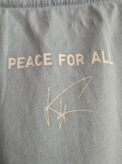 Uniqlo T-Shirt Peace for all Collection hellblau Gr. XL