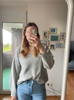 V-Ausschnitt Pullover
