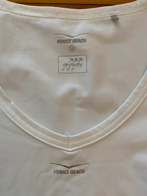 Venice Beach running, yoga, pilates, outdoor top women’s