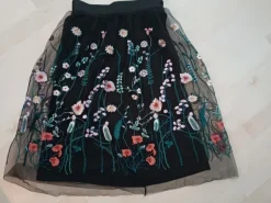 Verkaufe wunderschönen Blumenrock von H&m Größe 36