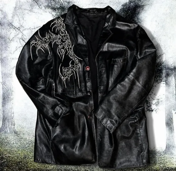 veste noire en cuir handmade custom cybersigilism