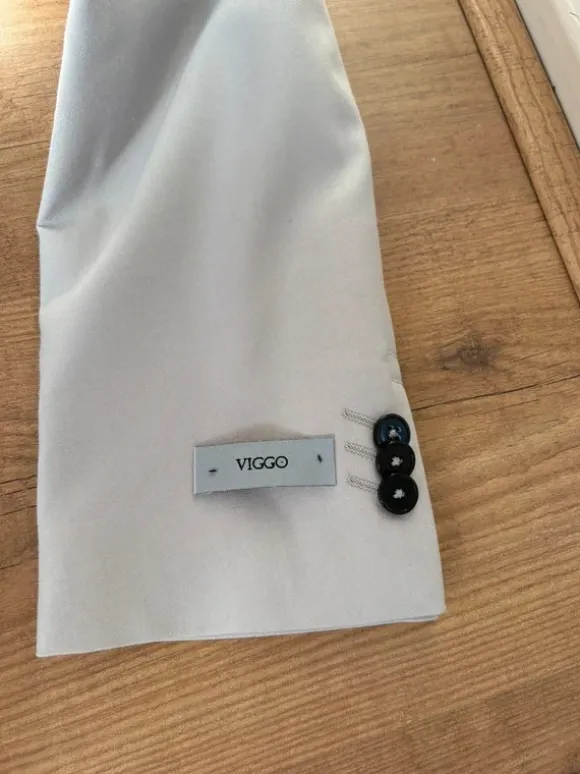 Viggo kostuum nieuw!