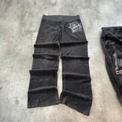 Vintage Juicy Couture Velour Tracksuit Größe XS | low waist | Jogger/set | Y2K Berlin | 2000s
