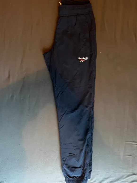 Vintage Reebok Classic Trainingshose-Größe S (passt auch XS)