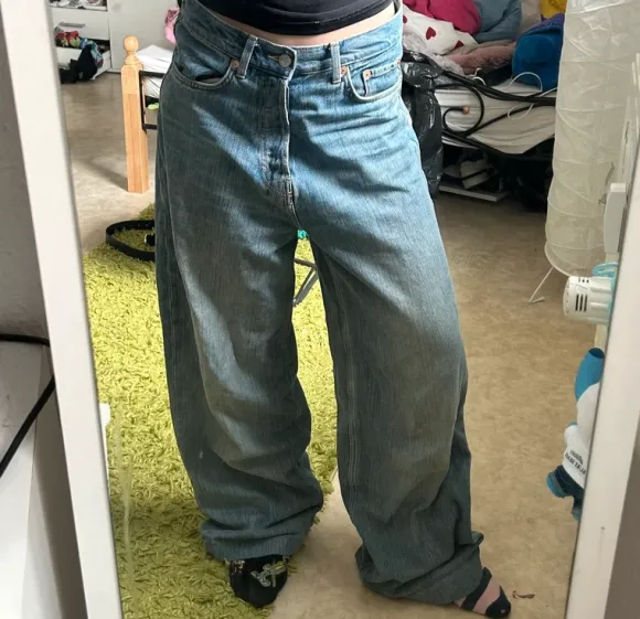Weeksay astro loose baggy jeans