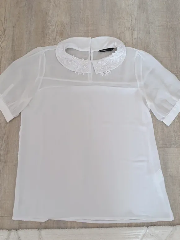 Weiße Bluse