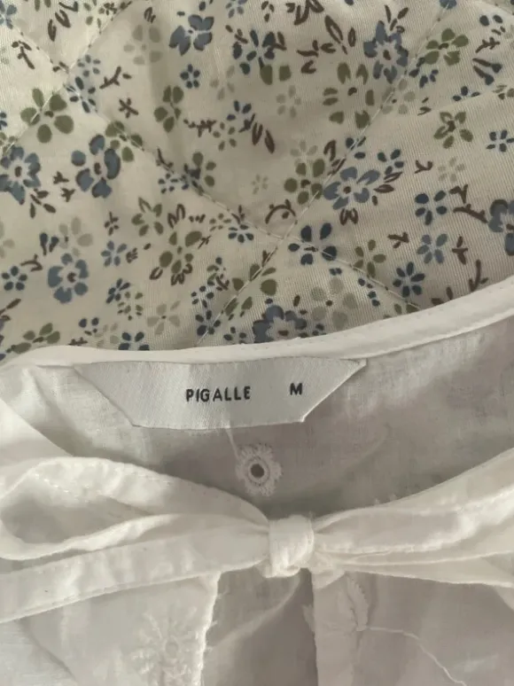 Weiße kurzärmelige Bluse von Pigalle in M