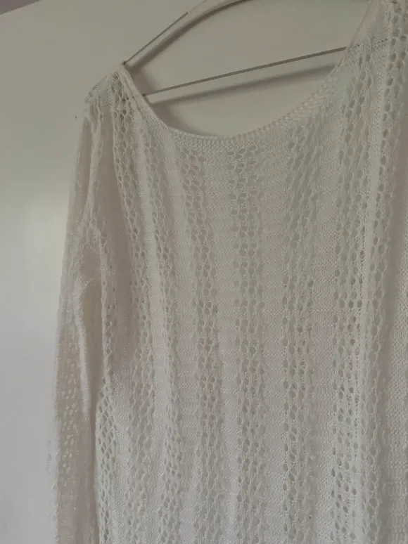 Weißes Strandkleid
