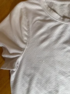 Weißes Under Armour Sport Shirt