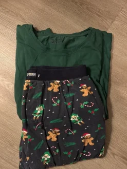 Weihnachtspyjama von Happy Shorts