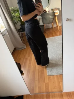 Wide Leg Cordhose
