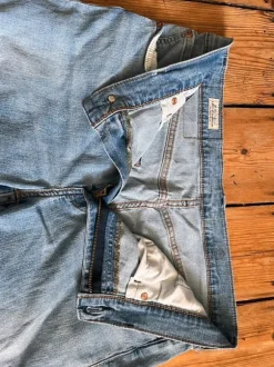 W33/L32 Levis 502 Jeans - Mischgewebe!