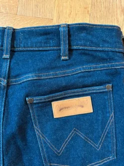 Wrangler Jeans Greensboro / Blau / 36-32