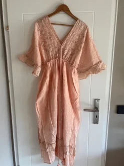 wunderschönes Boho Kleid mit wunderschönen Details