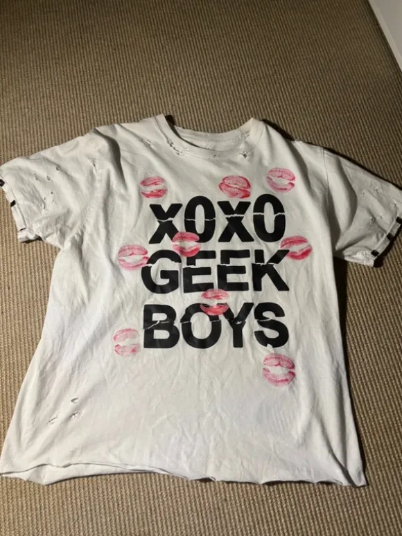 X0X0 Geek Boys Shirt M