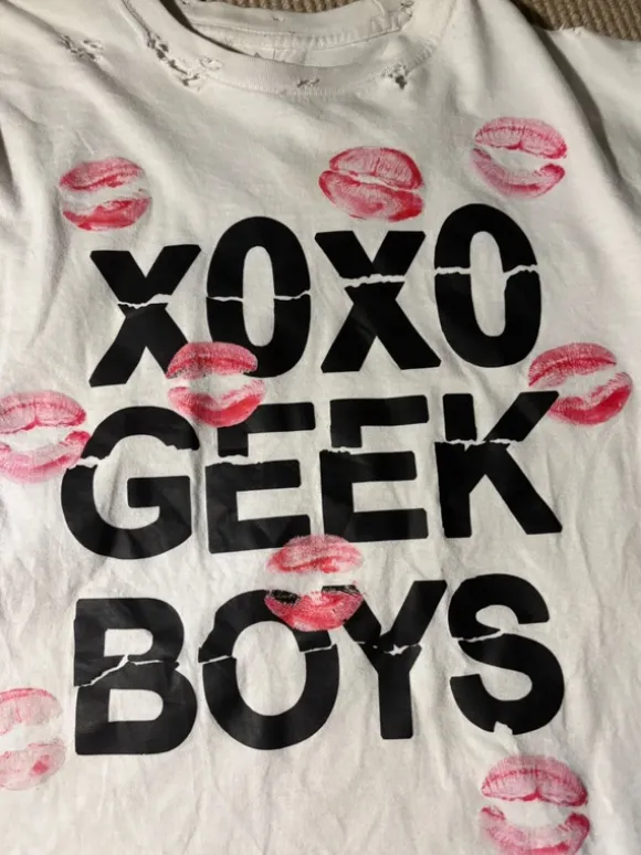 X0X0 Geek Boys Shirt M