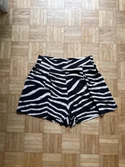 Zebra Short