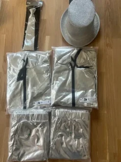 Zilveren feest kleding