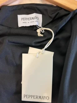 Zwarte maxi jurk van Peppermayo